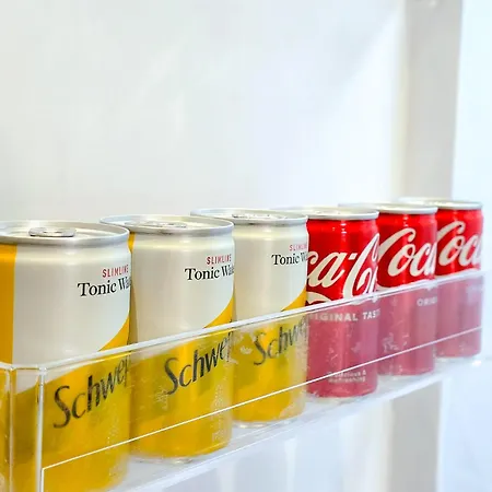 Long Offers, Modern Amenities, Fully Equipped, Bills Included, Perfect Location, King Size Bed, Fast Wifi לידס