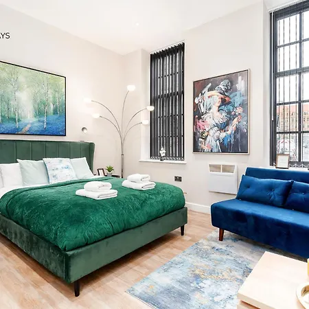 דירה Beautiful & Location & King Size Bed *