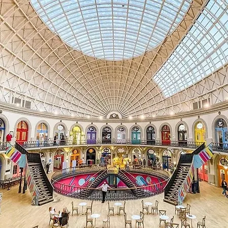 Long Offers, Modern Amenities, Fully Equipped, Bills Included, Perfect Location, King Size Bed, Fast Wifi Apartamento Leeds (West Yorkshire)