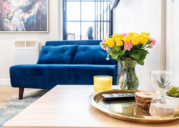 דירה Long Offers, Modern Amenities, Fully Equipped, Bills Included, Perfect Location, King Size Bed, Fast Wifi לידס