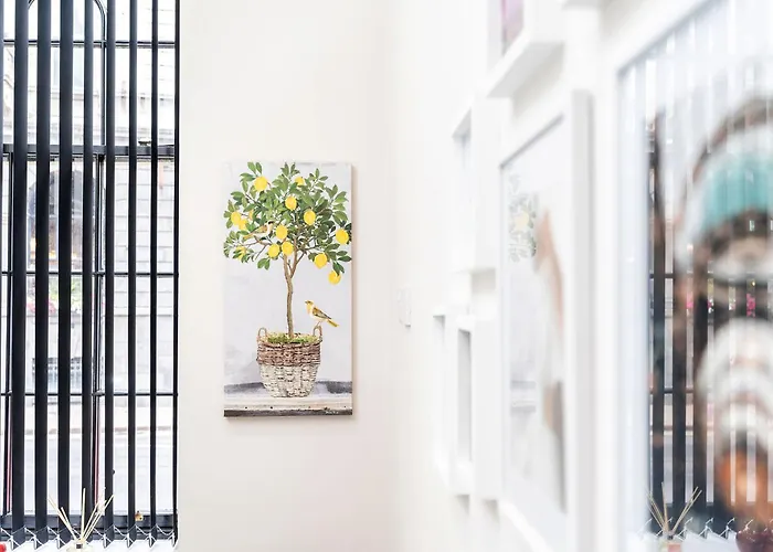 Long Offers, Modern Amenities, Fully Equipped, Bills Included, Perfect Location, King Size Bed, Fast Wifi לידס