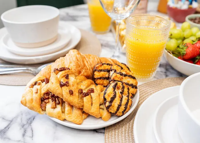 Long Offers, Modern Amenities, Fully Equipped, Bills Included, Perfect Location, King Size Bed, Fast Wifi * Leeds (West Yorkshire)